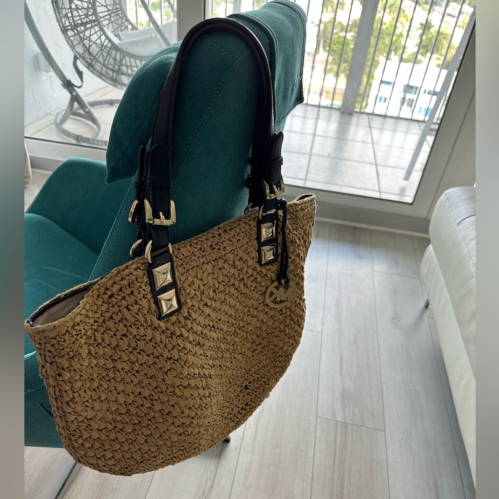 Michael Kors - Large Woven Straw Tote Bag